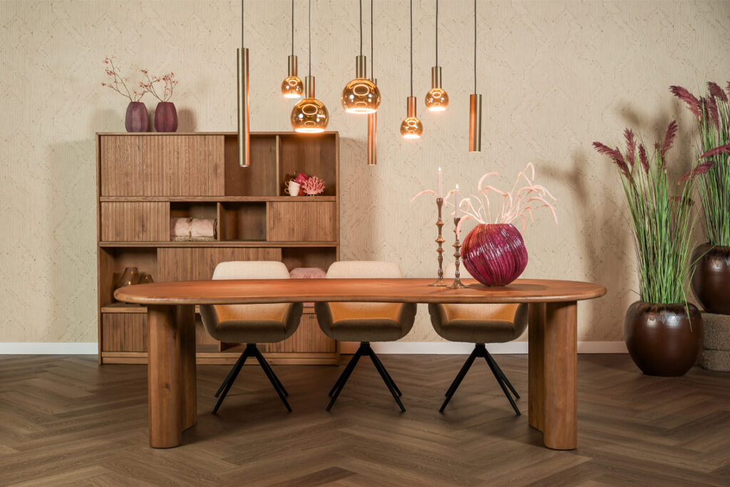 Ovaal organische eettafel bruin hout